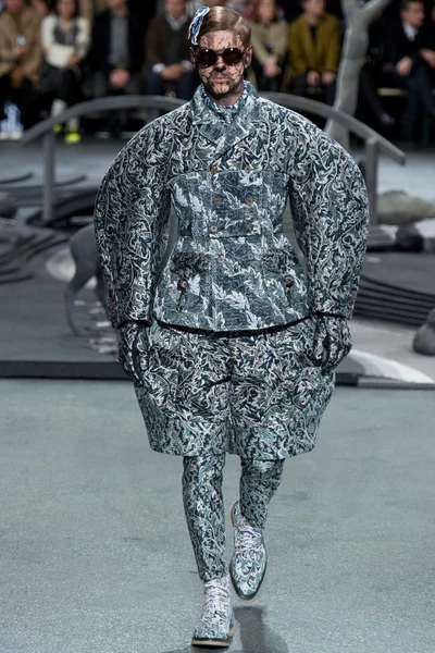 Look 35